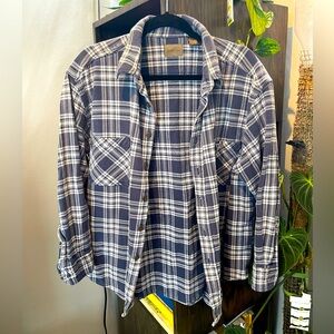 Blue plaid XL flannel